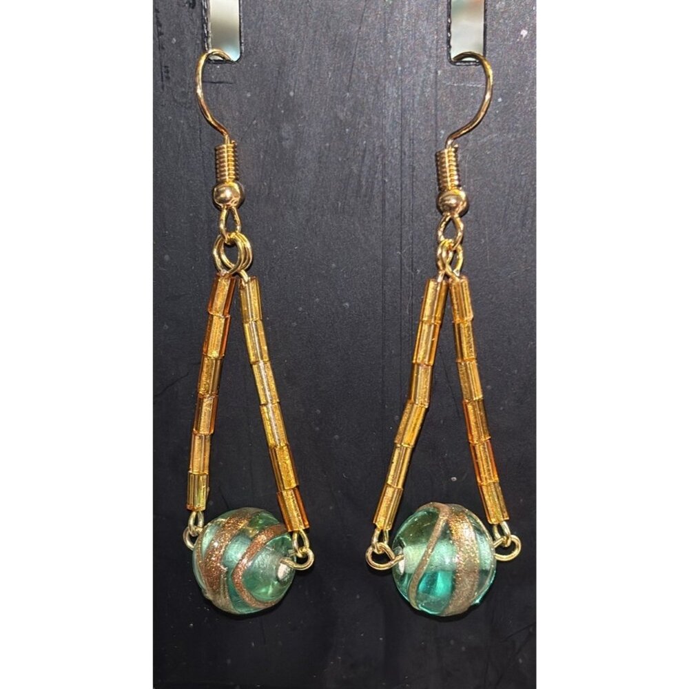 Jewelry Lampwork GREEN Glass Bead‎ Dangle Pierced Earrings Gold Tone 2.25"